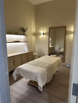 The Detox Spa Lymphatic Massage - Photo 2