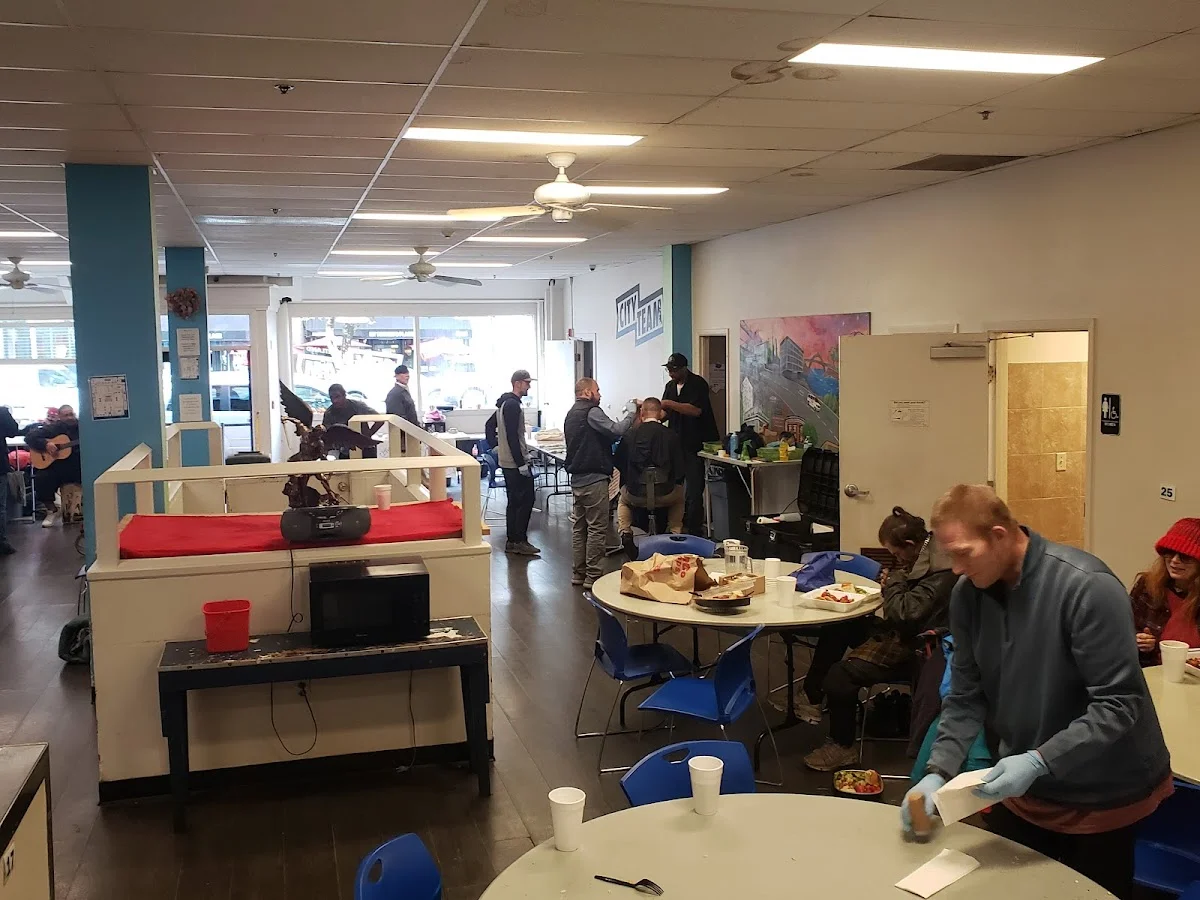 Men's Overnight Shelter - CityTeam Portland - Photo 2