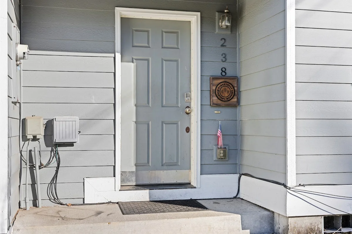 Pine Street Recovery Housing - Photo 1