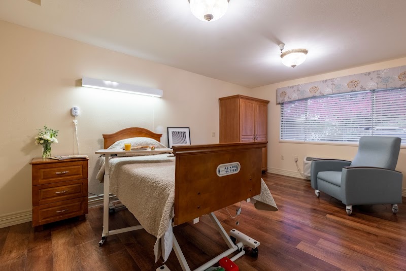 West Hills Health & Rehabilitation - Photo 4