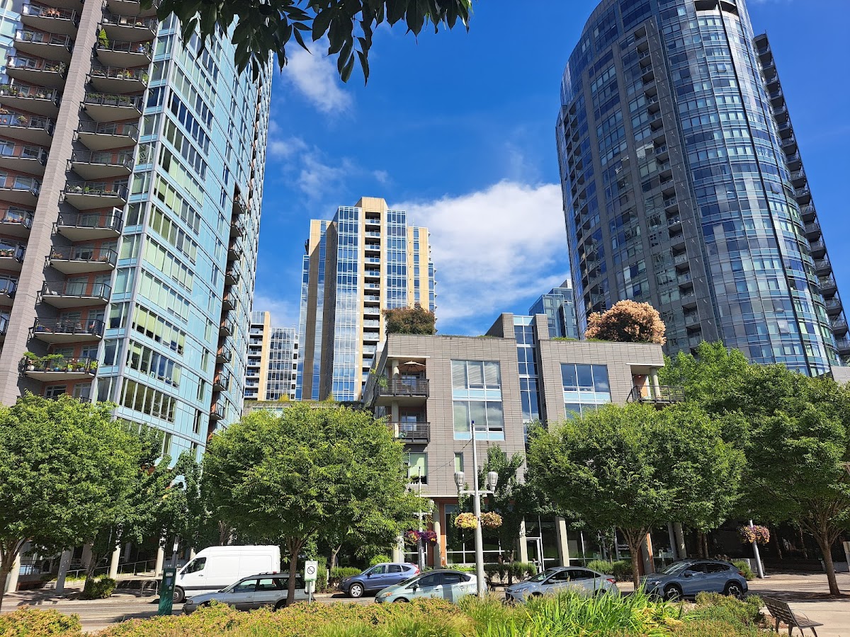 OHSU Center for Health & Healing - Photo 5