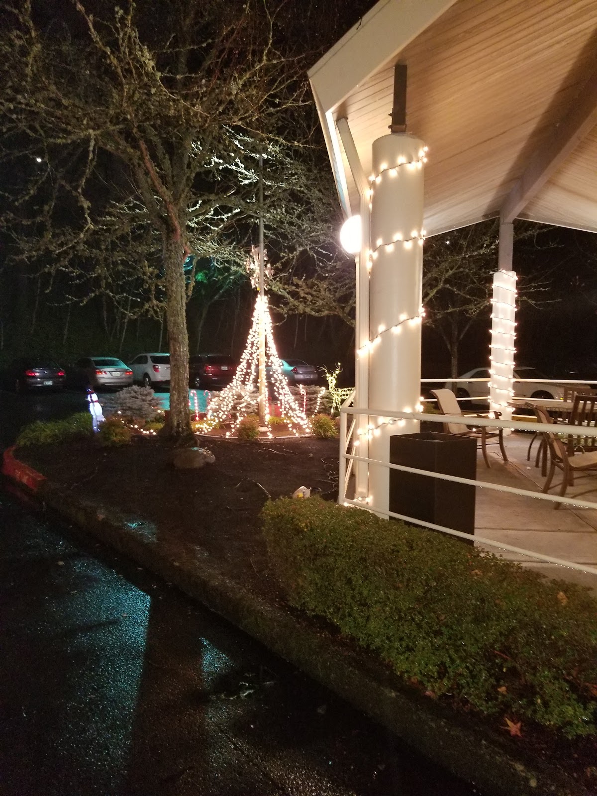 Westhills Skilled Nursing &Rehabilitation - Photo 4